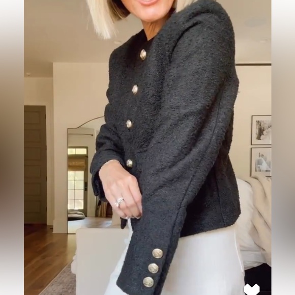 SOLD OUT - Picture 4 of 7